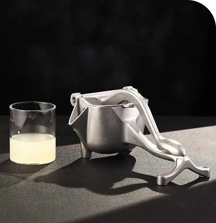 Cocktail Ceremony spremiagrumi a leva oversized per agrumi grandi