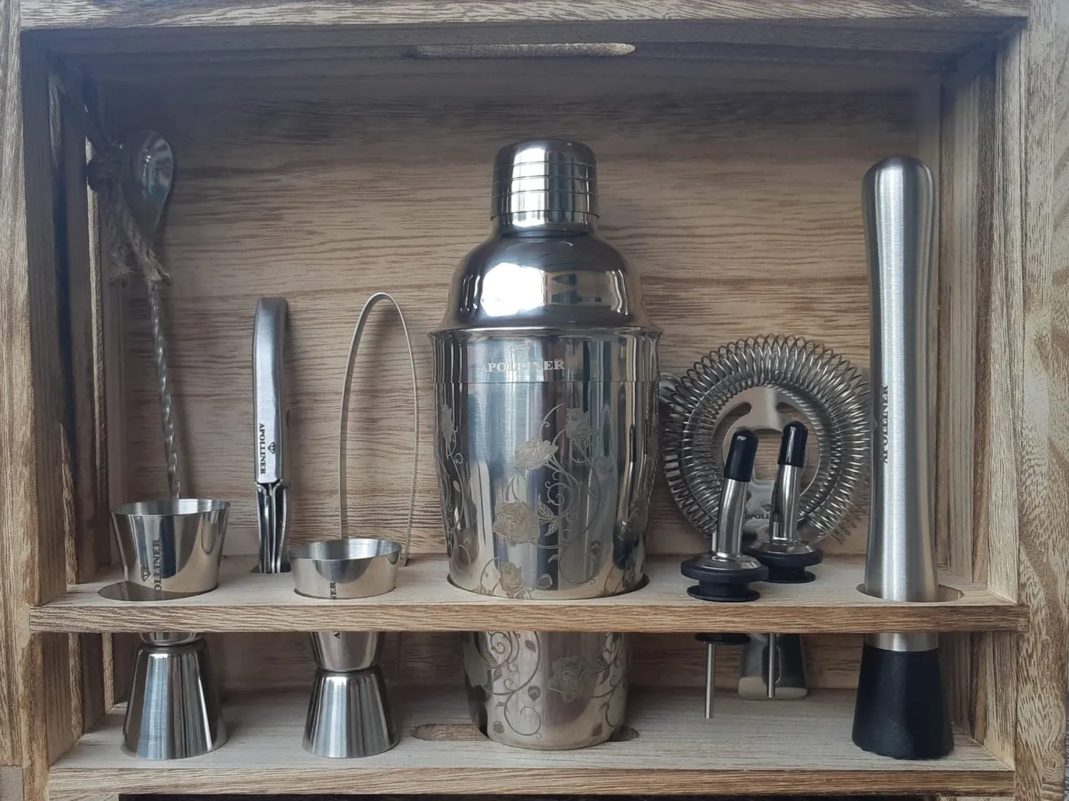 Apolliner Kit Barman 16 Pezzi Legno Shaker 550 ml