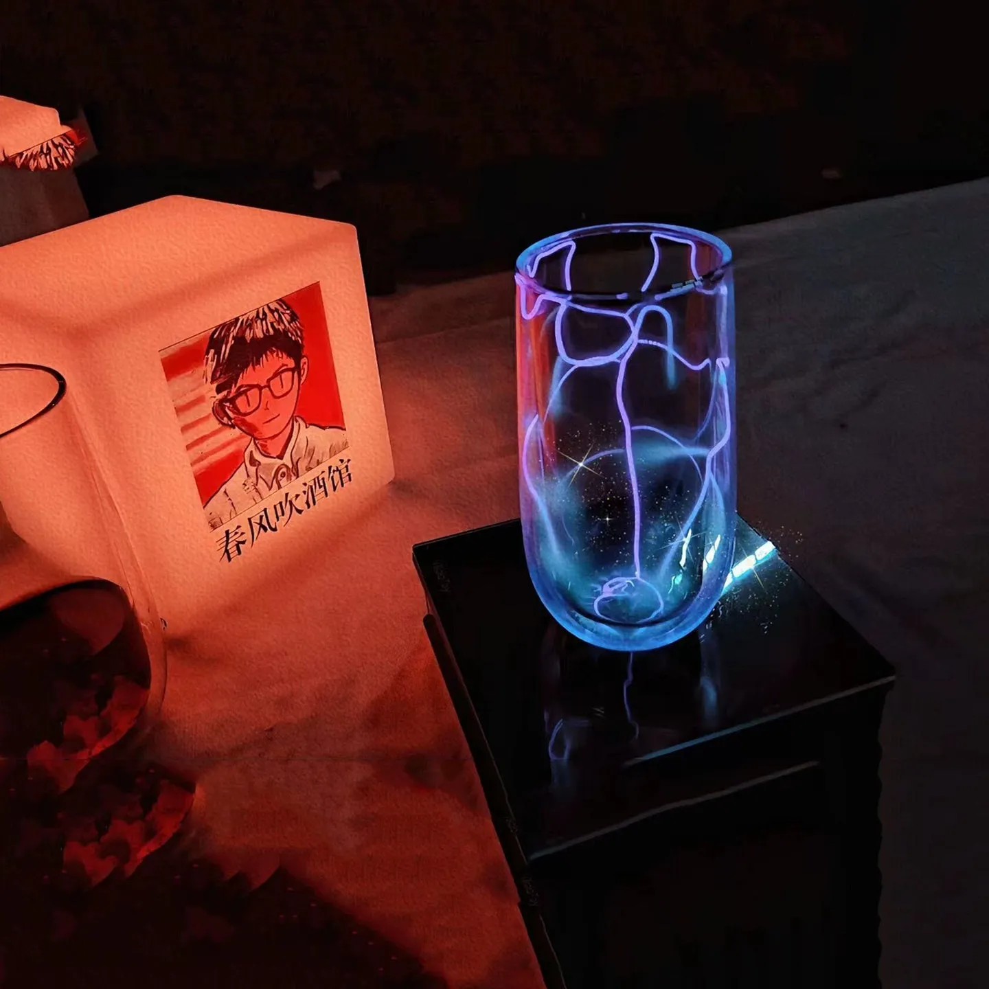 Cocktail Ceremony Tesla Xenon Cup bicchiere luminoso con base