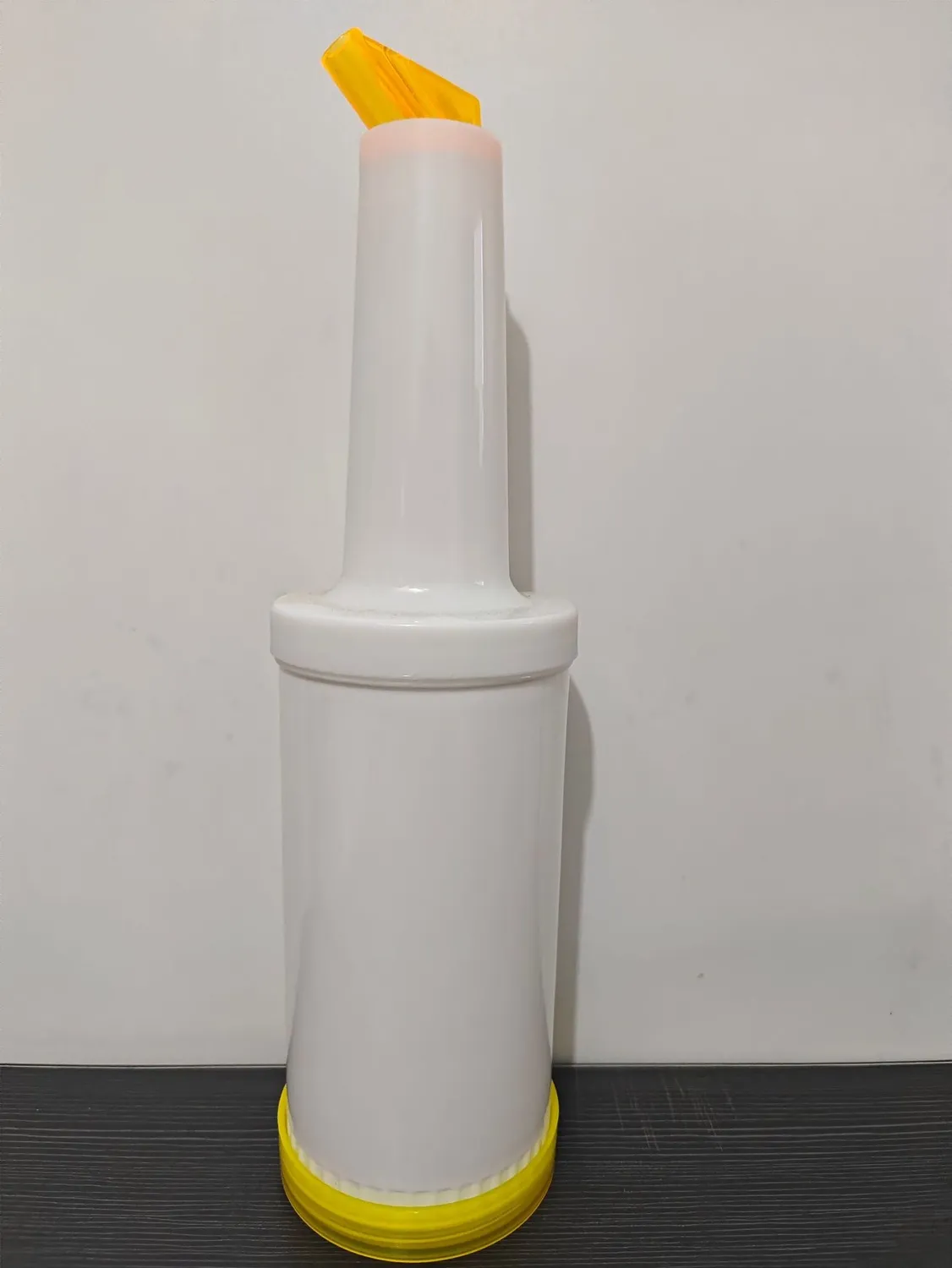 Cocktail Ceremony bottiglia spremibile 1000 ml con beccuccio